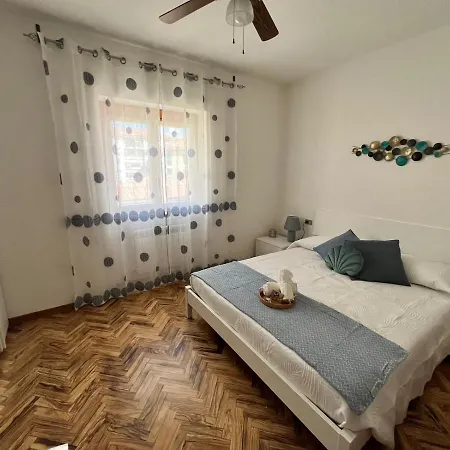 La Perla Marina House Apartmán