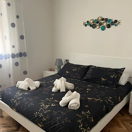 La Perla Marina House